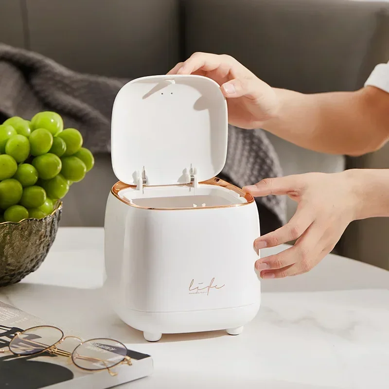 Luxuriöser Schreibtisch-Müllei – Kitchen Gadgets Luxury Bewertung und Preis